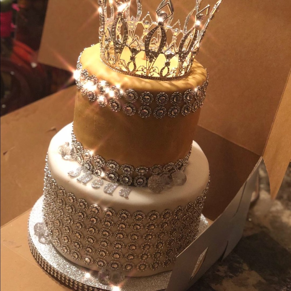 Meet your Posher, Sheda